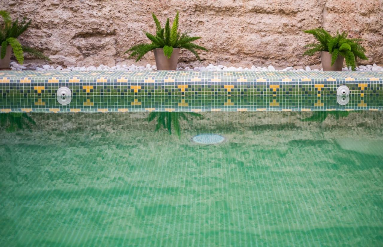 Wello Apartments Sevilla Bagian luar foto