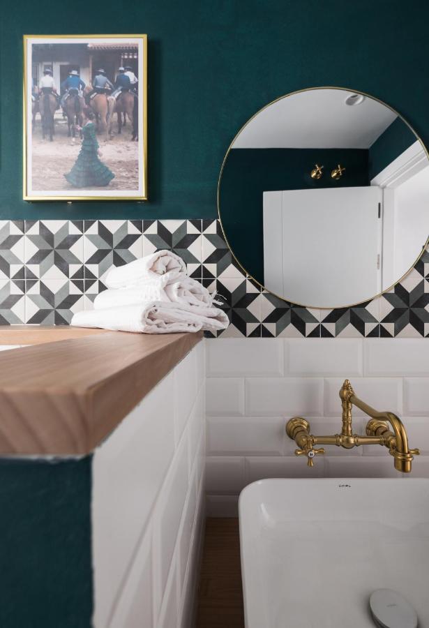 Wello Apartments Sevilla Bagian luar foto