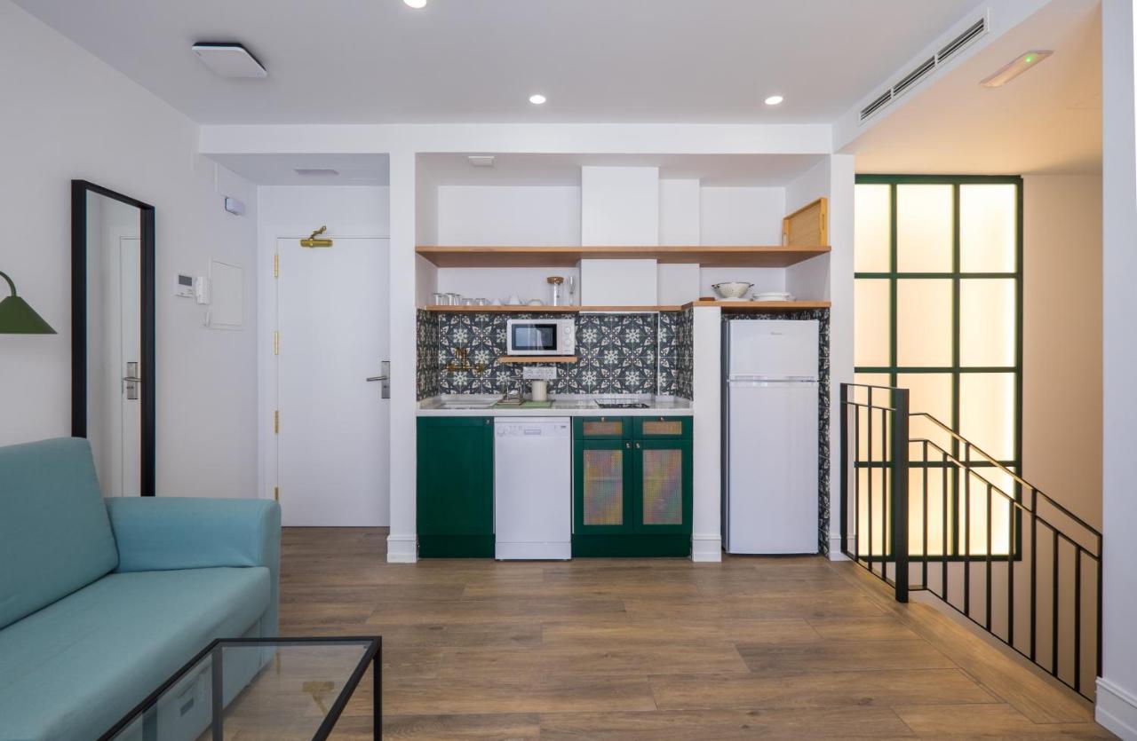 Wello Apartments Sevilla Bagian luar foto