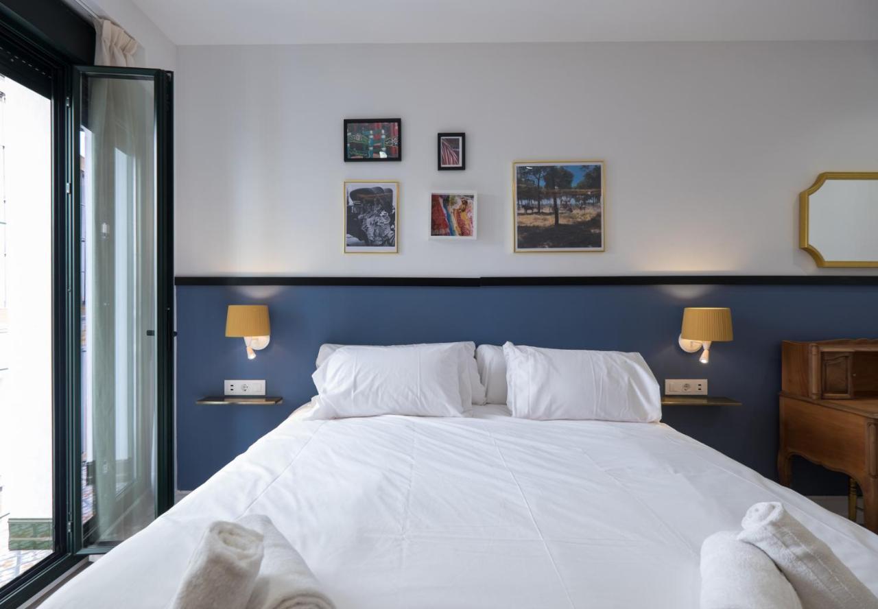 Wello Apartments Sevilla Bagian luar foto