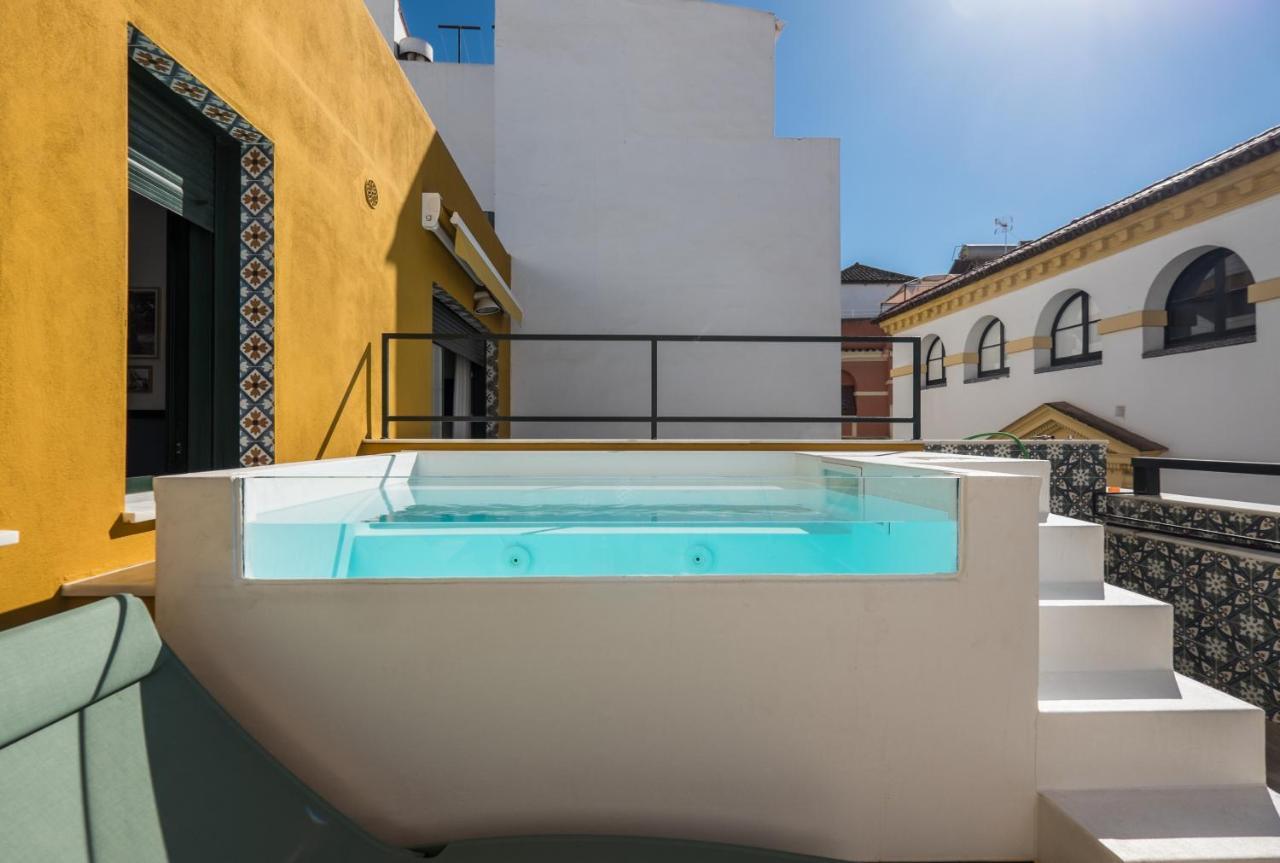 Wello Apartments Sevilla Bagian luar foto