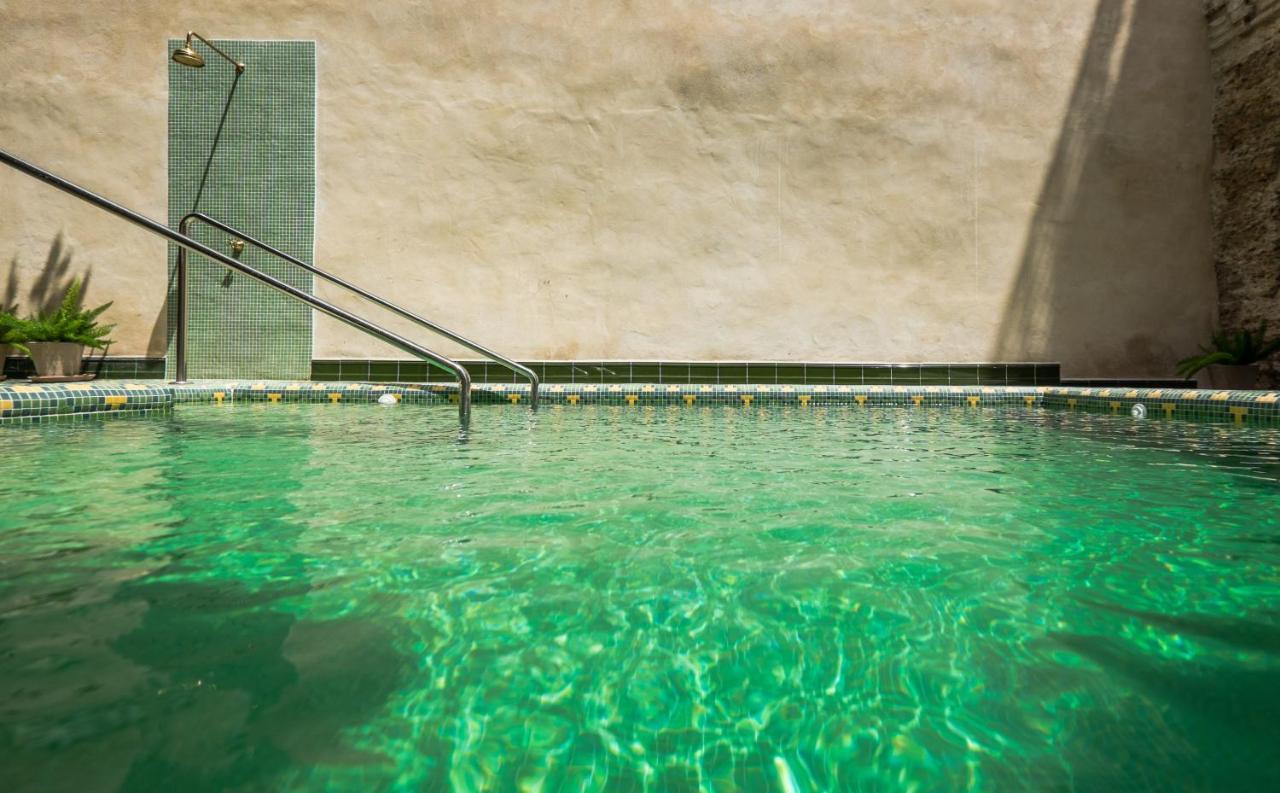 Wello Apartments Sevilla Bagian luar foto