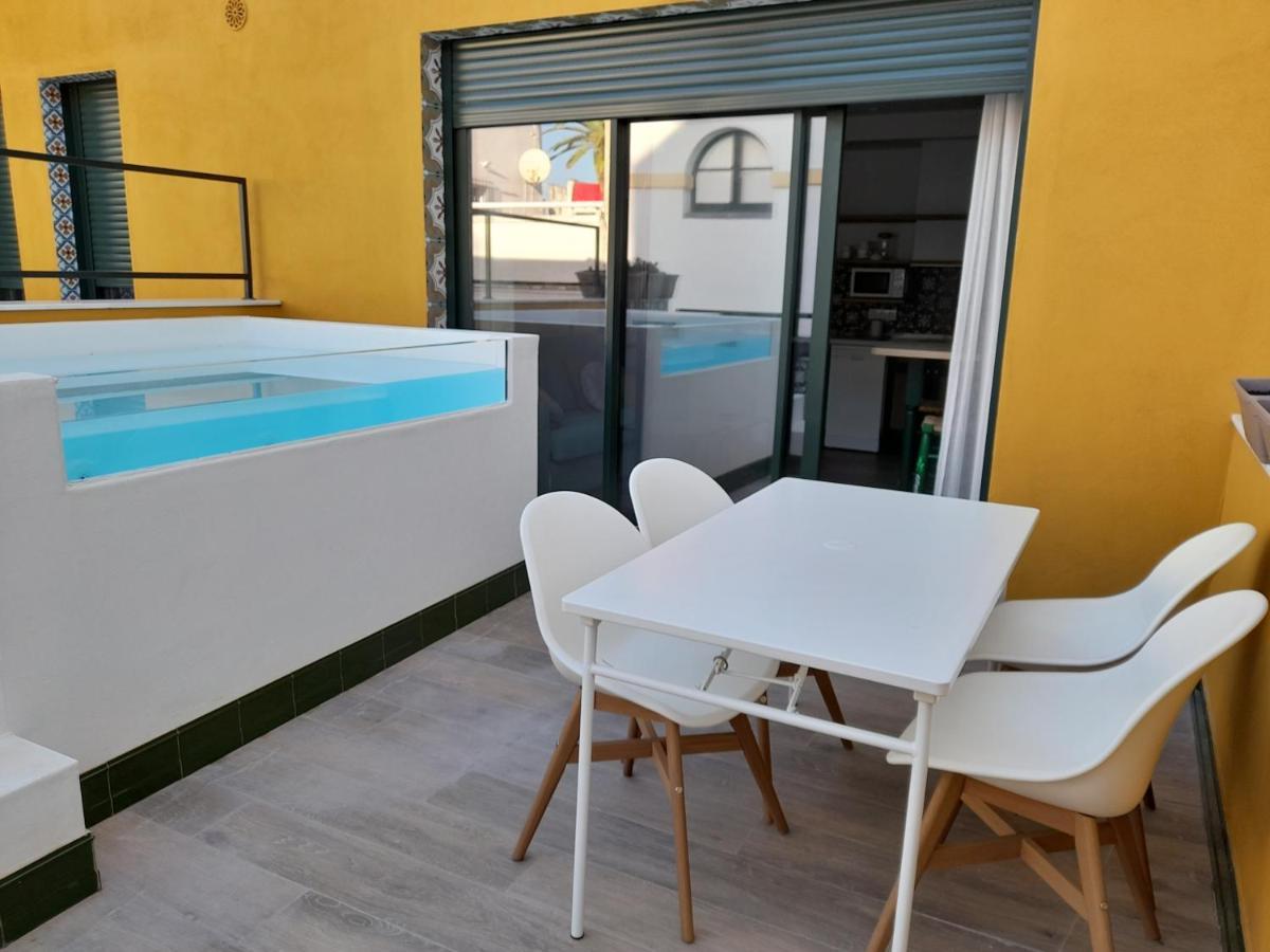 Wello Apartments Sevilla Bagian luar foto